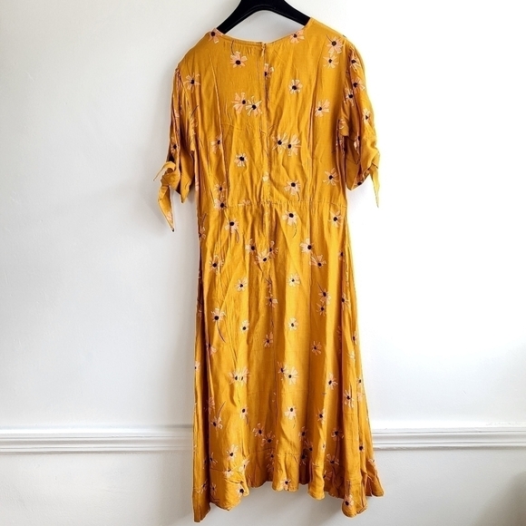 Faithfull the Brand Emilia Botany Floral Print Midi Dress NWT Size 4/Small - Picture 12 of 17